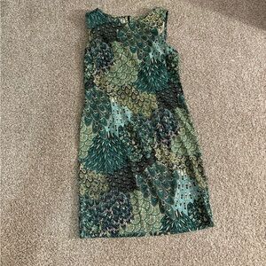Elegant Green Patterned Dress